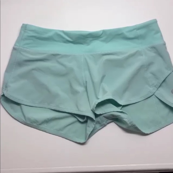 SOLD Lululemon speed up short 2.5” - Picture 3 of 5